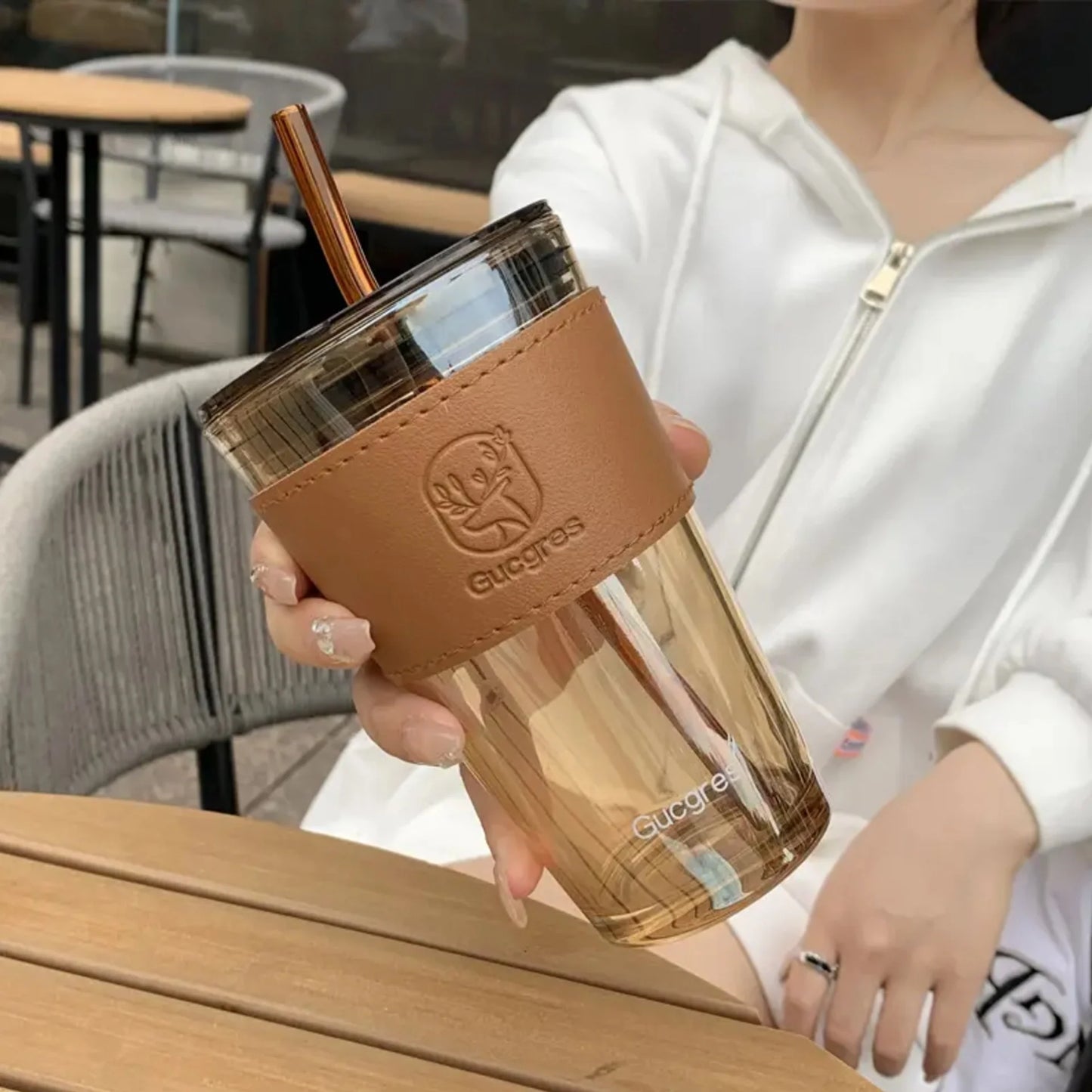 Veliora Tumbler with Leather Grip