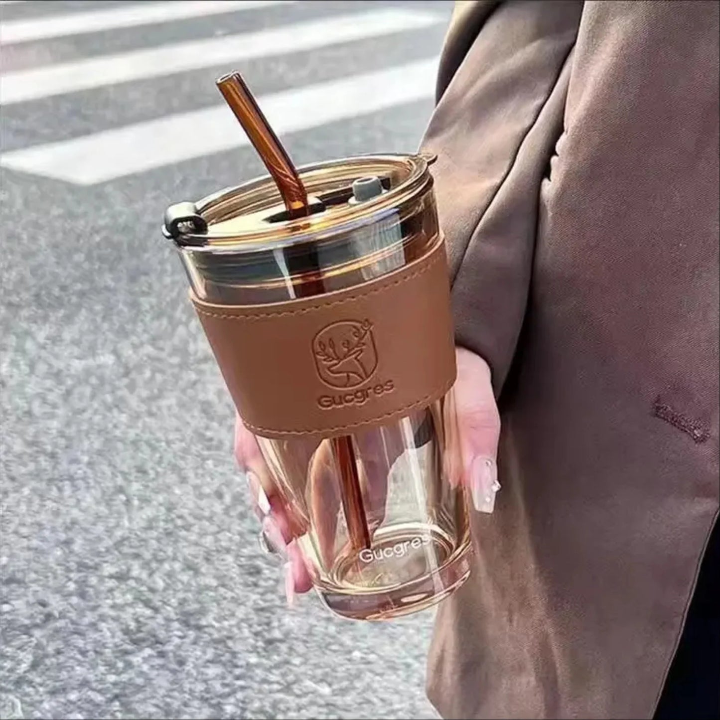 Veliora Tumbler with Leather Grip